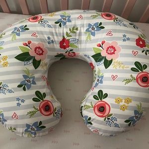 Brand new Boppy pillow with 3 covers